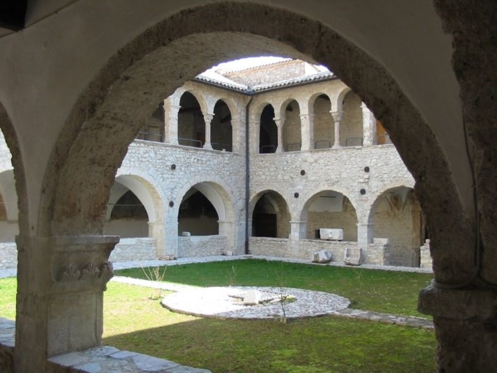 Chiostro di S. Franscesco_Leonessa