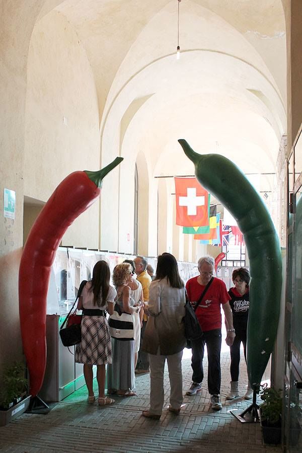 santagostino per rieti capitale mondiale del peperoncino